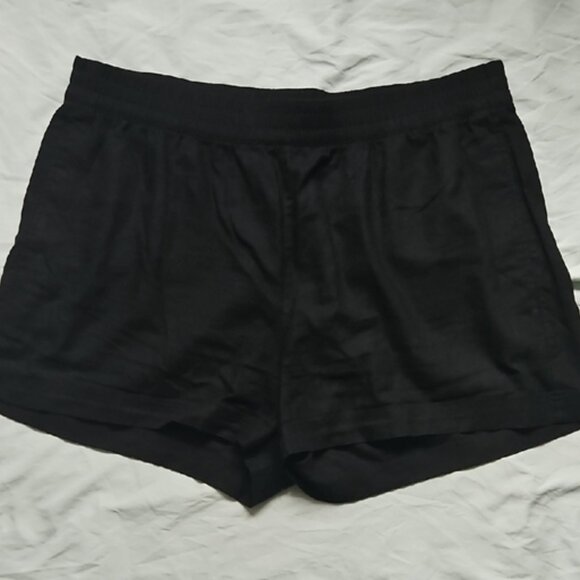 Pants - Women's Black Linen Shorts